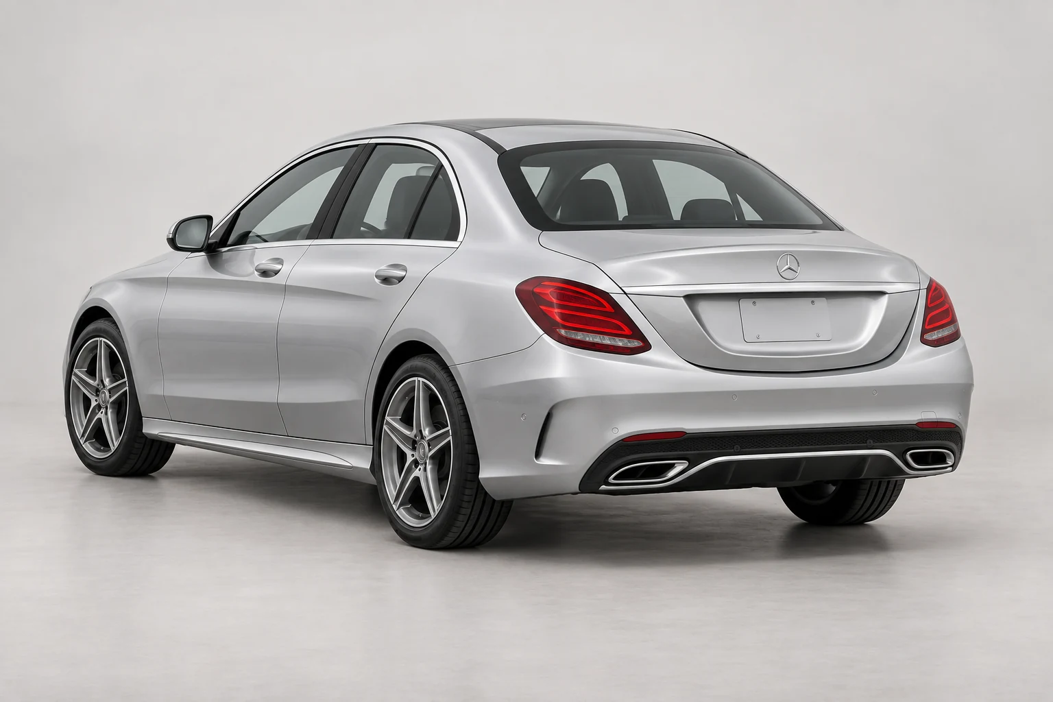 Ilustrasi Mercedes-Benz C300 dari sudut belakang tiga perempat